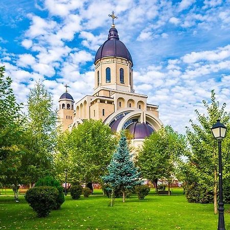 Ultracentral,Parcul Catedralei,Apartament 2 Camere Bacău Zewnętrze zdjęcie